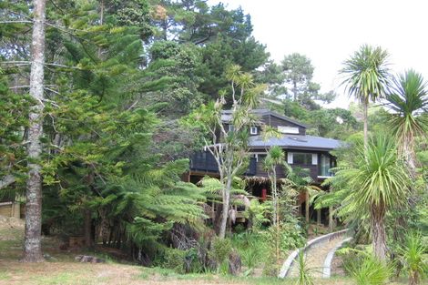 Photo of property in 81 Braemar Road, Castor Bay, Auckland, 0620