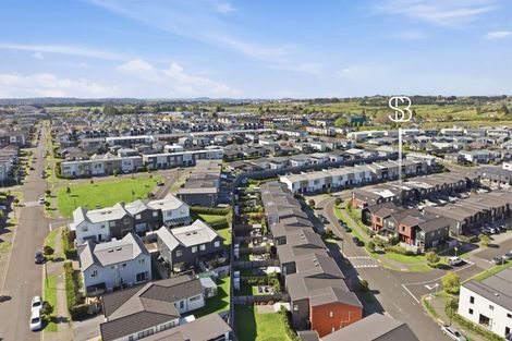 Photo of property in 8 Roundel Crescent, Whenuapai, Auckland, 0618