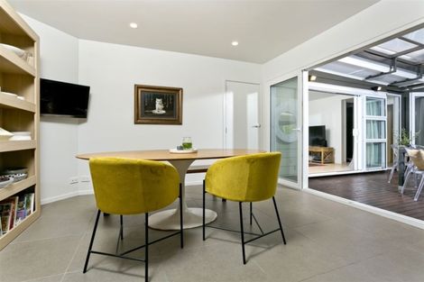 Photo of property in 102 Beach Road, Castor Bay, Auckland, 0620