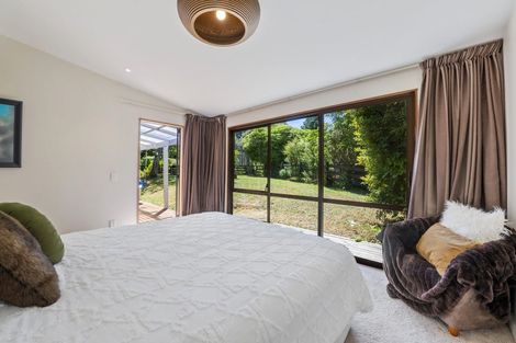 Photo of property in 34 Avro Road, Blue Mountains, Upper Hutt, 5371