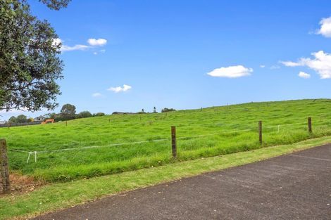 Photo of property in 104 Citrus Avenue, Waihi Beach, 3611