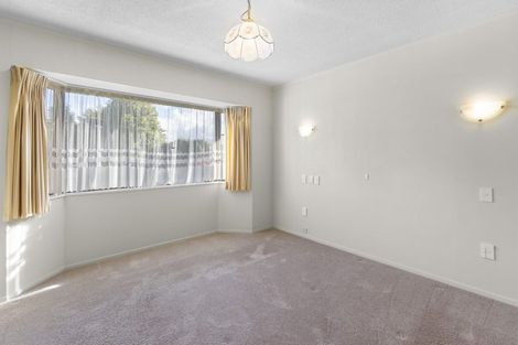 Photo of property in 6 Kingfisher Way, Te Kowhai, Hamilton, 3288