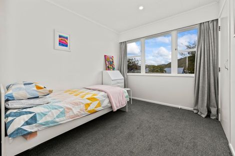 Photo of property in 11a Winara Avenue, Waikanae, 5036