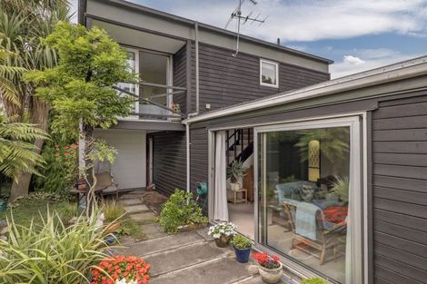 Photo of property in 2/32 Albany Street, St Albans, Christchurch, 8014