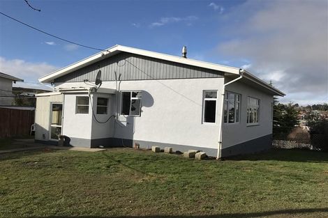 Photo of property in 1 Mcneil Street, Balclutha, 9230