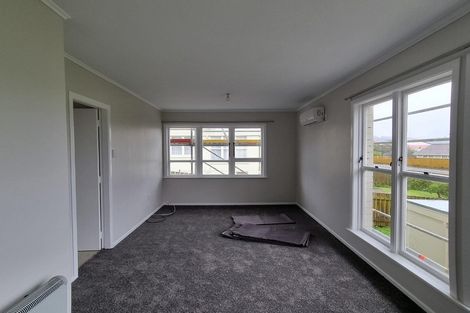 Photo of property in 20a-b Kokiri Crescent, Waitangirua, Porirua, 5024