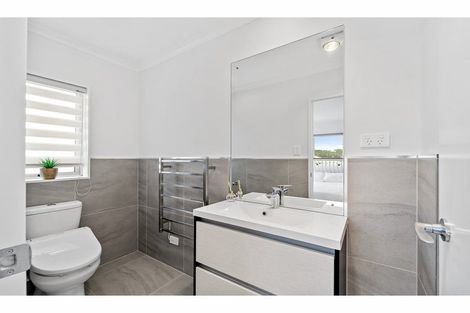 Photo of property in 29 Mettam Drive, Swanson, Auckland, 0614