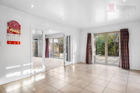 Photo of property in 29 Straven Road, Riccarton, Christchurch, 8011