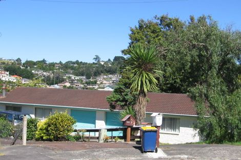 Photo of property in 1/9 Phillipa Place, Browns Bay, Auckland, 0630