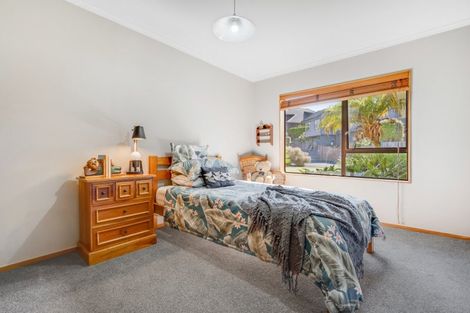 Photo of property in 5 Basilton Close, Bucklands Beach, Auckland, 2012