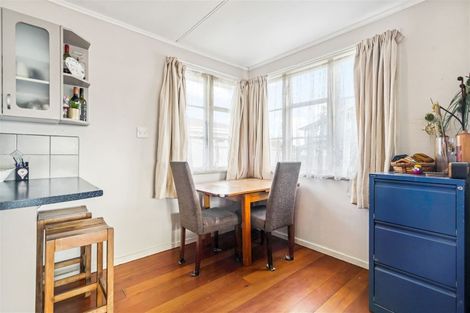 Photo of property in 22 Sare Crescent, Fairfield, Hamilton, 3214