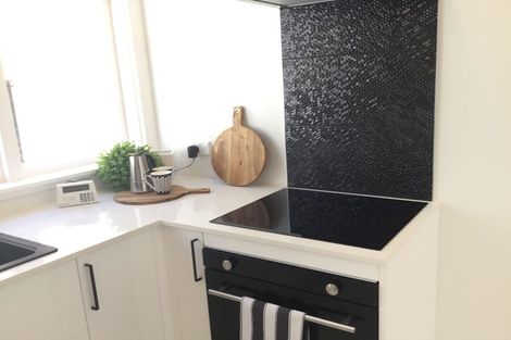 Photo of property in 15 Oriental Street, Petone, Lower Hutt, 5012