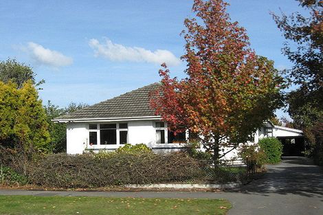 Photo of property in 115 Maidstone Road, Ilam, Christchurch, 8041