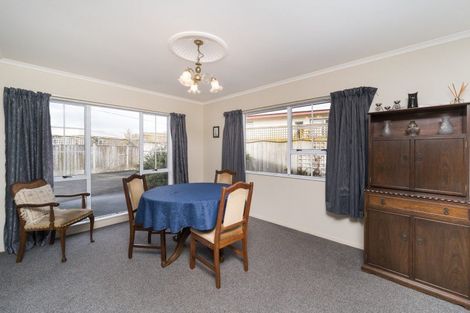 Photo of property in 221a Vogel Street, Roslyn, Palmerston North, 4414