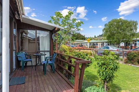 Photo of property in 22a York Street, Picton, 7220