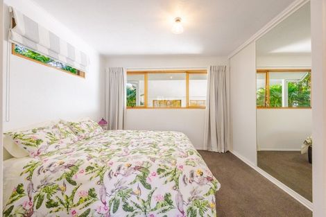 Photo of property in 17 Roslyn Road, Bluff Hill, Napier, 4110