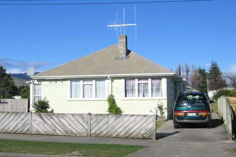 Photo of property in 22 Maire Street, Otaki, 5512