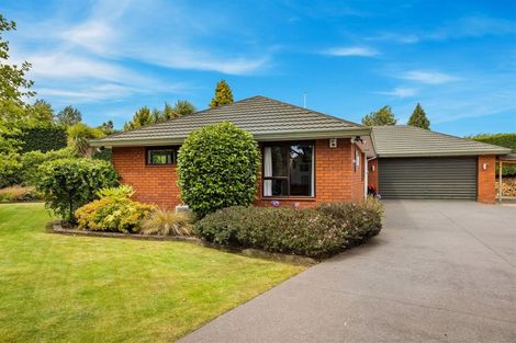 Photo of property in 2 Woodglen Drive, Woodend, 7610