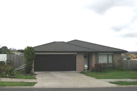 Photo of property in 1 Greenberry Drive, Ranui, Auckland, 0612