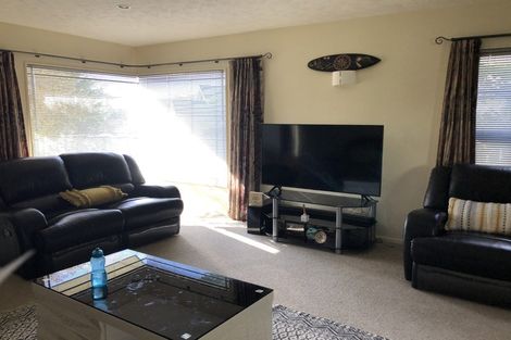 Photo of property in 11 Ring Lane, Paparangi, Wellington, 6037