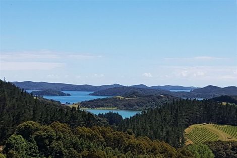 Photo of property in 250 Paroa Bay Road, Russell, 0272