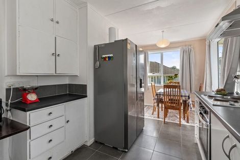 Photo of property in 11 Ryan Grove, Tawa, Wellington, 5028