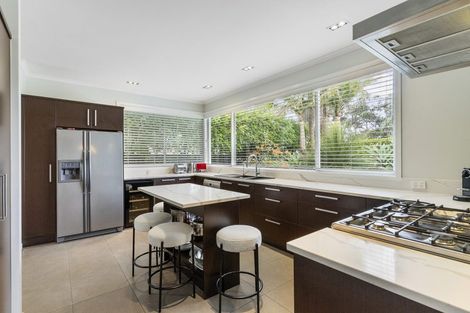 Photo of property in 20 Marine Parade, Mellons Bay, Auckland, 2014