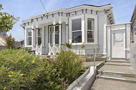 Photo of property in 5 Te Wharepouri Street, Berhampore, Wellington, 6023