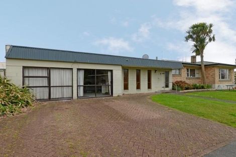 Photo of property in 1 Panair Crescent, Hillcrest, Hamilton, 3216