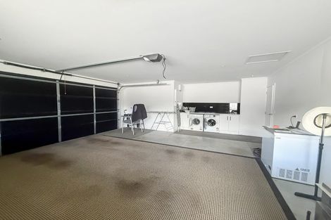 Photo of property in 4 Poroporo Way, Wharewaka, Taupo, 3330