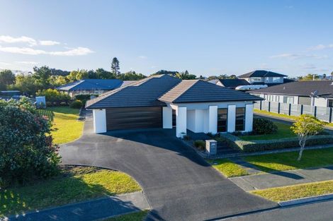 Photo of property in 16 Stace Hopper Drive, One Tree Point, 0118