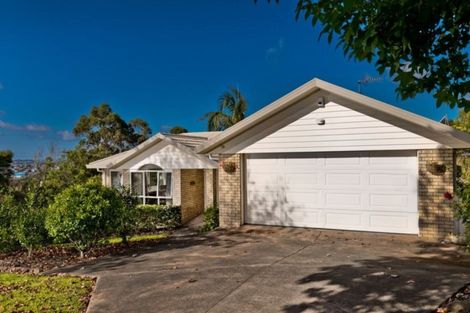 Photo of property in 133 Awaroa Road, Sunnyvale, Auckland, 0612