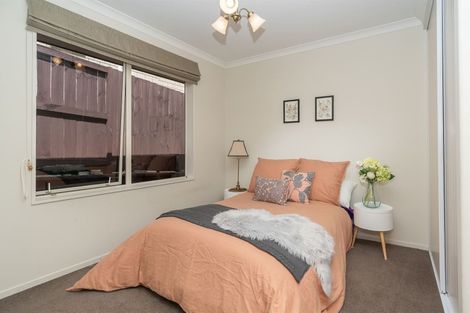 Photo of property in 18 Barrington Drive, Huntington, Hamilton, 3210