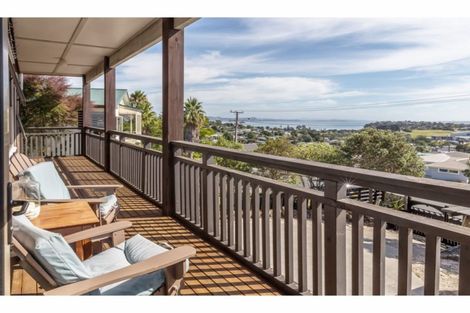 Photo of property in 10 Rishworth Avenue, Stanmore Bay, Whangaparaoa, 0932