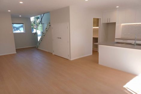 Photo of property in 39a Tui Glen Road, Birkenhead, Auckland, 0626