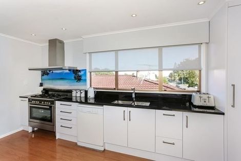 Photo of property in 22 Tatariki Street, Rosehill, Papakura, 2113