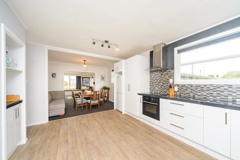 Photo of property in 1 Lifford Place, Awapuni, Palmerston North, 4412