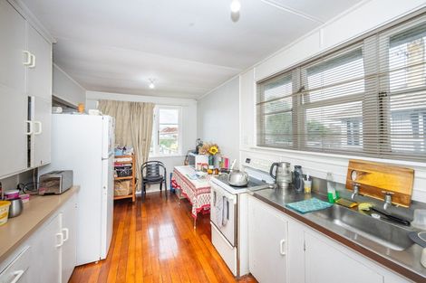 Photo of property in 29 Paul Crescent, Fairfield, Hamilton, 3214