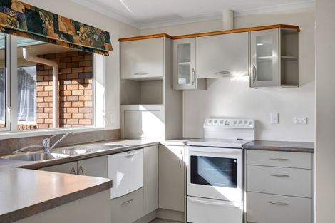 Photo of property in 40 Cutfield Street, Inglewood, 4330