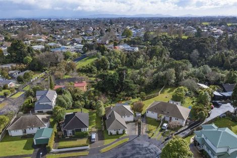 Photo of property in 5 Moule Place, Fairfield, Hamilton, 3214