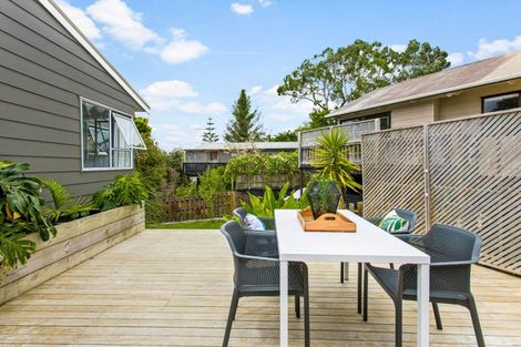 Photo of property in 175c Hibiscus Coast Highway, Red Beach, 0932