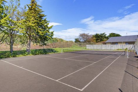 Photo of property in 10 Sams Way, Raumati South, Paraparaumu, 5032