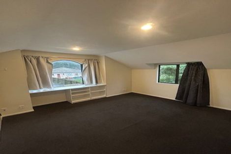 Photo of property in 227 The Parade, Island Bay, Wellington, 6023