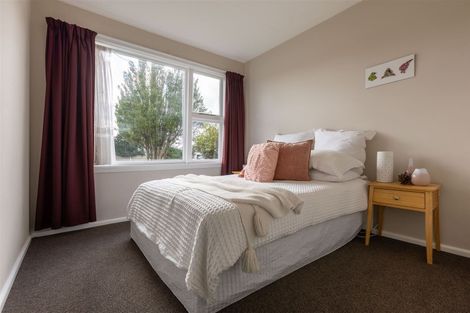 Photo of property in 391 Yaldhurst Road, Russley, Christchurch, 8042