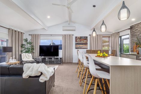 Photo of property in 1 Frame Street, Leamington, Cambridge, 3432