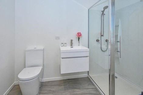 Photo of property in 24 Tapuwae Way, Mangere Bridge, Auckland, 2022