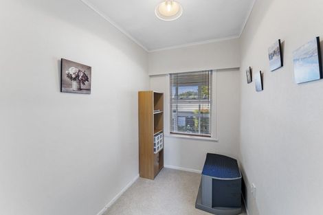 Photo of property in 60 Sylvia Road, Hillcrest, Auckland, 0627