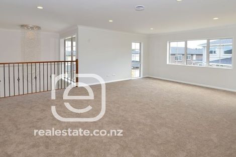 Photo of property in 68 Huntington Park Drive, Greenhithe, Auckland, 0632
