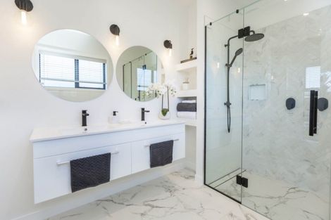 Photo of property in 7 Hopkirk Avenue, Wallaceville, Upper Hutt, 5018