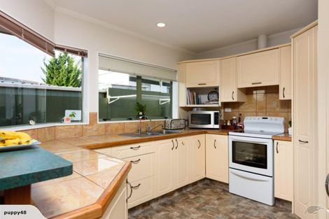 Photo of property in 19 Matapihi Road, Mount Maunganui, 3116